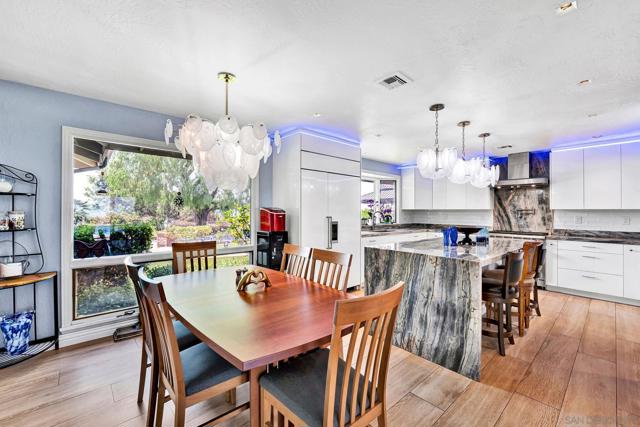 17505 Corte Lomas Verde, Poway CA: https://media.crmls.org/mediaz/bb408ee1-2876-425d-aee8-660d0f6e6efd.jpg