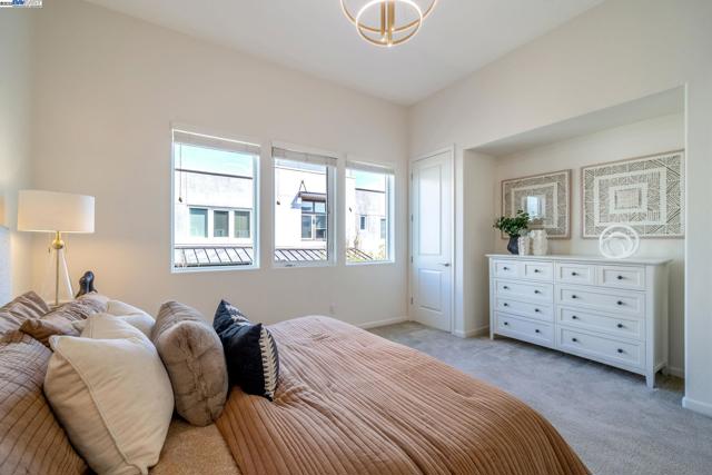 5588 El Dorado Ln, Dublin CA: https://media.crmls.org/mediaz/bb40cda7-9724-4078-9df5-f95fe035a6a8.jpg