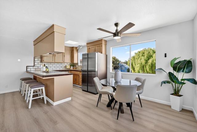 18848 Eisenhower Street, Salinas CA: https://media.crmls.org/mediaz/bb423968-12b5-4787-9605-1700301efea3.jpg