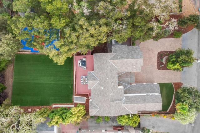 303 Lakeview Way, Redwood City CA: https://media.crmls.org/mediaz/bb4355de-3ff3-4b01-b7a0-9c02777a8f74.jpg