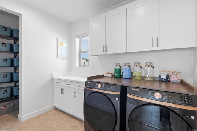 Detail Gallery Image 17 of 33 For 1234 Camino Prado, Chula Vista,  CA 91913 - 4 Beds | 3 Baths