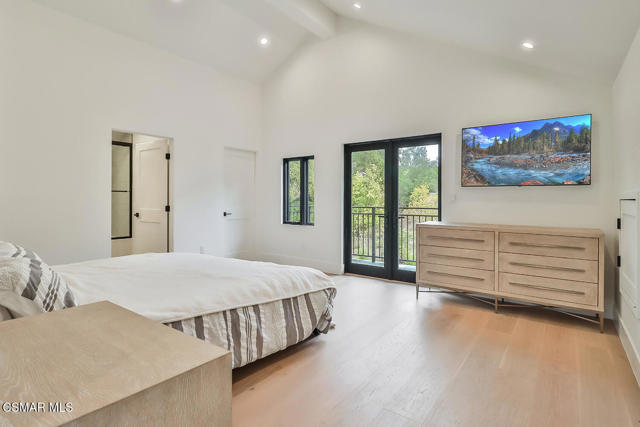 31754 Foxfield Drive, Westlake Village CA: https://media.crmls.org/mediaz/bb43c582-e0c5-4eb7-ab30-98b4de798fbb.jpg