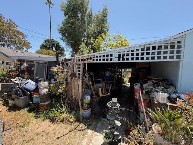 14308 Miranda St, Van Nuys CA: https://media.crmls.org/mediaz/bb441e80-1b9f-4d4c-b132-3496a983942c.jpg