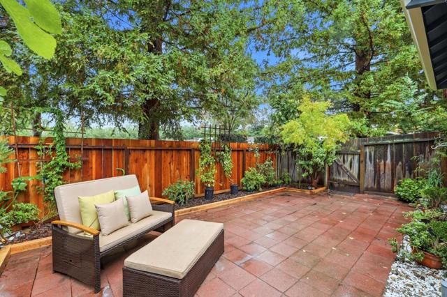 43988 Cerro Court, Fremont CA: https://media.crmls.org/mediaz/bb453fea-d1ee-4c91-be39-b7139887f726.jpg