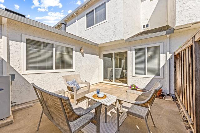 15072 Yosemite Way, Morgan Hill CA: https://media.crmls.org/mediaz/bb455603-47bb-498b-90be-0451e7e5de6f.jpg