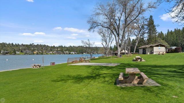 20944 Woodside Way, Groveland CA: https://media.crmls.org/mediaz/bb458060-c90f-4b00-b6c9-75f971b85fe7.jpg