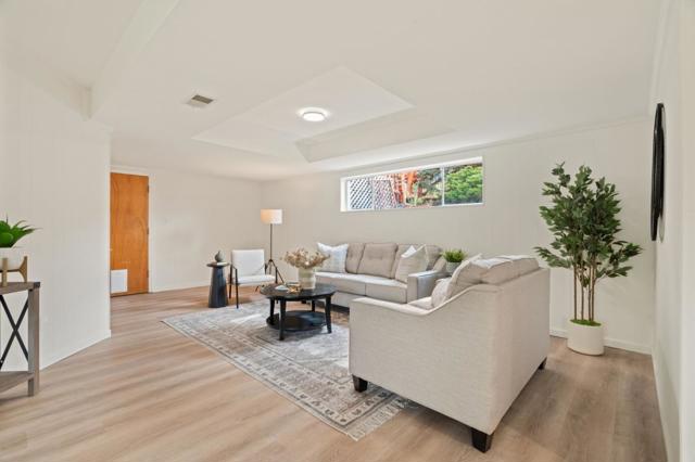 17121 Parkview Drive, Morgan Hill CA: https://media.crmls.org/mediaz/bb46c22a-b1a1-47d7-8429-799c5f2b5370.jpg