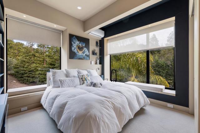27673 Lupine, Los Altos Hills CA: https://media.crmls.org/mediaz/bb46f81f-2930-43ed-942e-d6a4efd1456a.jpg