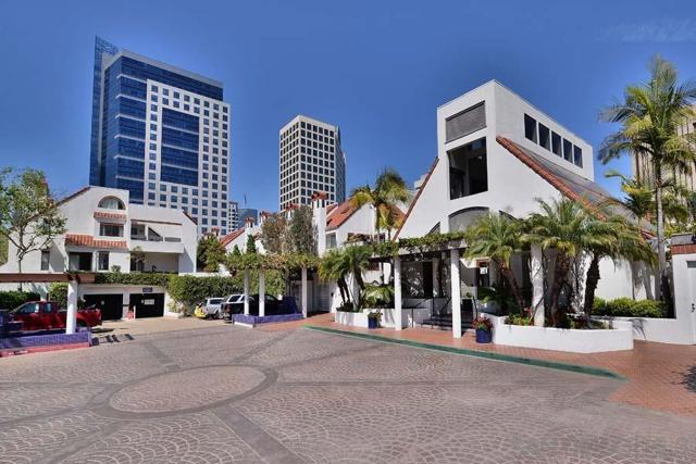 701 Kettner Blvd, San Diego CA: https://media.crmls.org/mediaz/bb47d8ff-bace-4879-9ecc-054a772e77a1.jpg