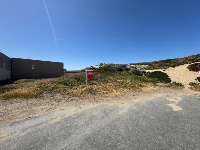 300 Orange Avenue, Sand City CA: https://media.crmls.org/mediaz/bb487069-728a-48a8-acb1-a1842beaa40a.jpg