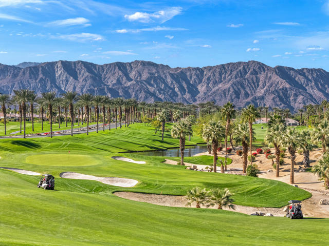 50605 Verano Drive, La Quinta CA: https://media.crmls.org/mediaz/bb48b0c5-8531-487c-a54a-56509d12771a.jpg