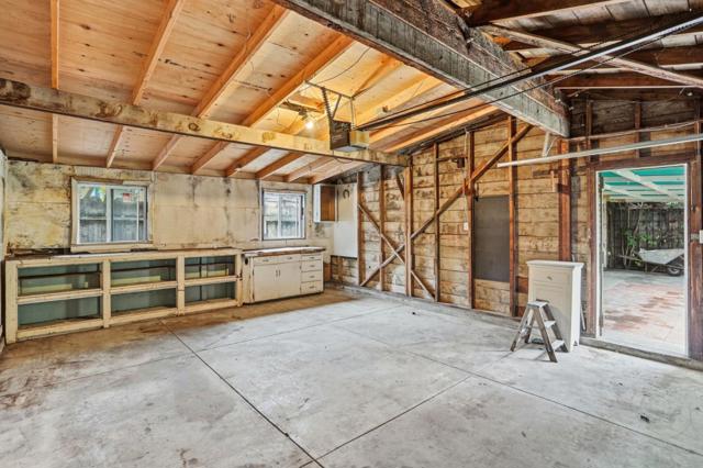 680 N Winchester Boulevard, Santa Clara CA: https://media.crmls.org/mediaz/bb48bdc8-7a70-4ee5-8a80-8937745e5f98.jpg