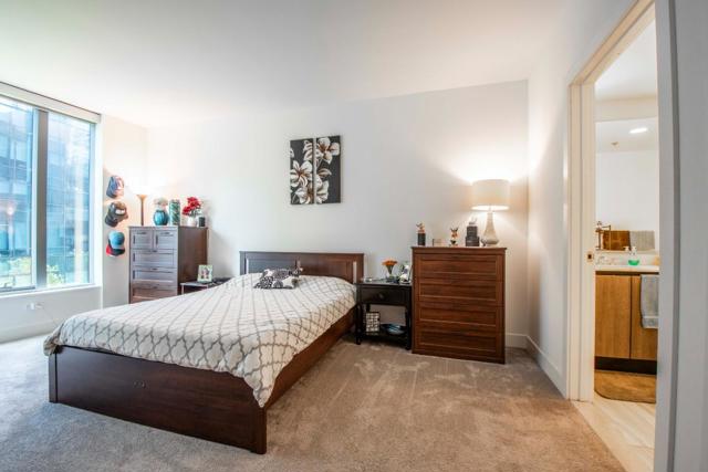 318 Main Street, San Francisco CA: https://media.crmls.org/mediaz/bb49dbeb-ed52-4496-b23c-837832327a81.jpg