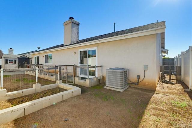 Detail Gallery Image 43 of 54 For 2674 Buena Vista Ave, Lemon Grove,  CA 91945 - 3 Beds | 2 Baths