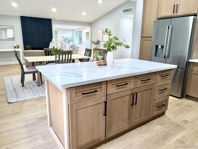 8774 Tommy Drive, San Diego CA: https://media.crmls.org/mediaz/bb4f19f3-3c36-46df-9317-9db9d7ec1489.jpg