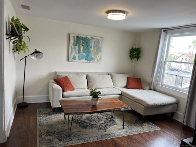 1525 Monroe Avenue, San Diego CA: https://media.crmls.org/mediaz/bb4f776a-0b03-4b9d-ade0-715ba8761b8a.jpg