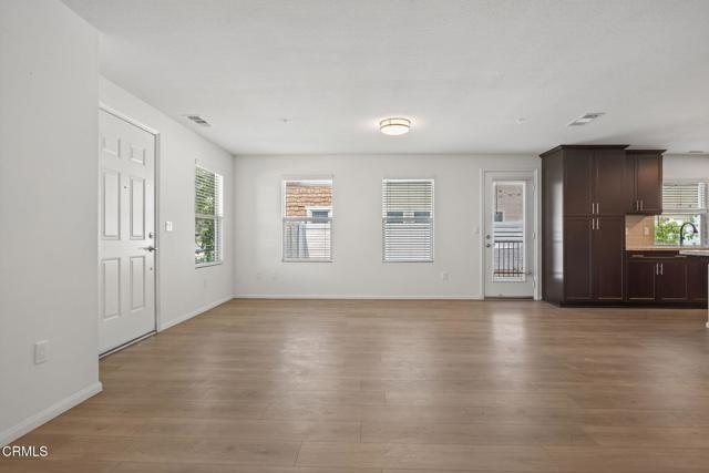 100 Main Street, Piru CA: https://media.crmls.org/mediaz/bb4f8eca-6529-48d6-90c5-50be20624b5f.jpg