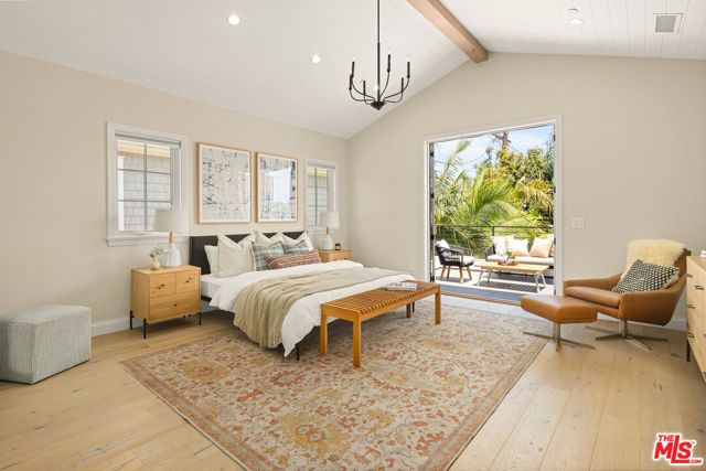 3520 Butler Avenue, Los Angeles CA: https://media.crmls.org/mediaz/bb4faefe-85ca-4a6a-b3b1-d5c39c060fa4.jpg