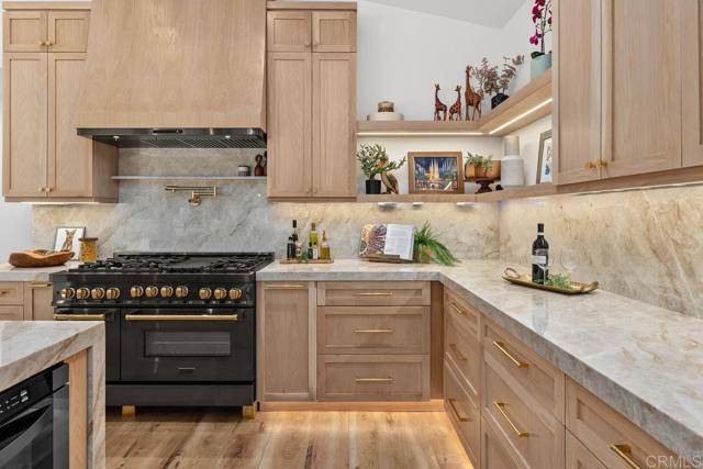 5186 Maynard Street, San Diego CA: https://media.crmls.org/mediaz/bb4fcdc6-033d-45fb-b480-3a6c559c80de.jpg