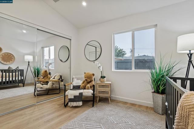 330 Warren Way, Pittsburg CA: https://media.crmls.org/mediaz/bb50c870-0090-486c-a44b-e81659756b56.jpg