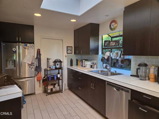 Detail Gallery Image 30 of 46 For 448 Court Ave, Ventura,  CA 93003 - 3 Beds | 2/1 Baths