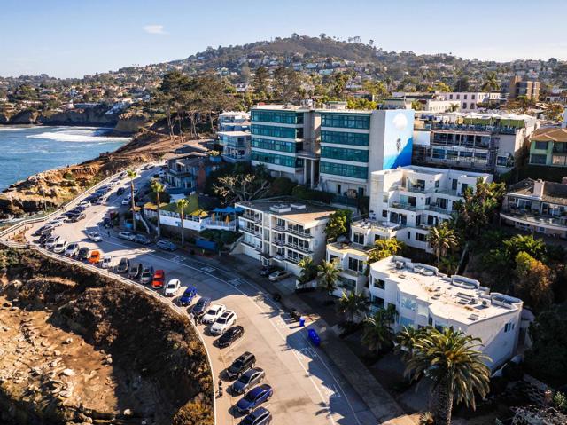 Image 44 of 55 For 1219 Coast Blvd  3