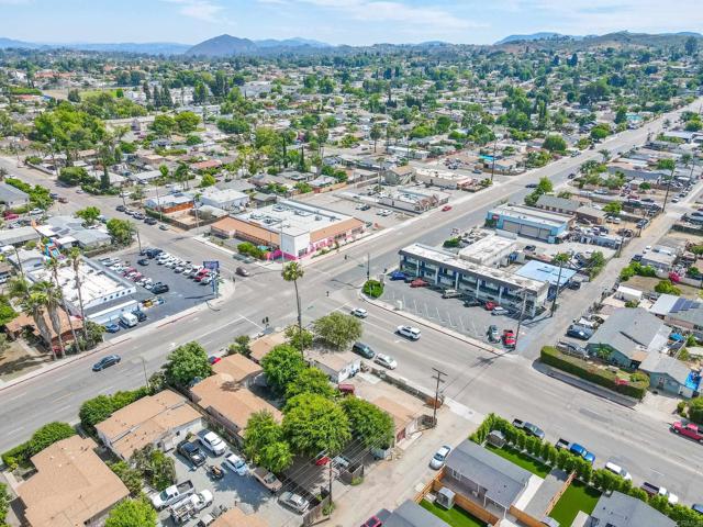 548 9th Avenue, Escondido CA: https://media.crmls.org/mediaz/bb513af9-7f6c-4996-953c-2798603aaef2.jpg