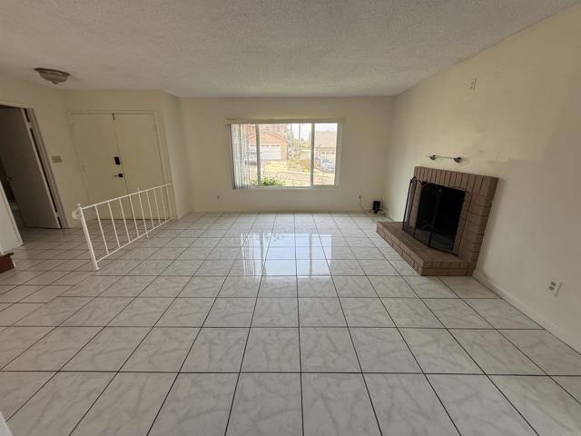 Detail Gallery Image 29 of 37 For 3570 Tony Dr, San Diego,  CA 92122 - 4 Beds | 2/1 Baths