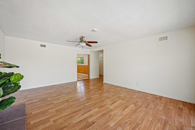 Image 4 of 39 For 5131 Dorman Drive