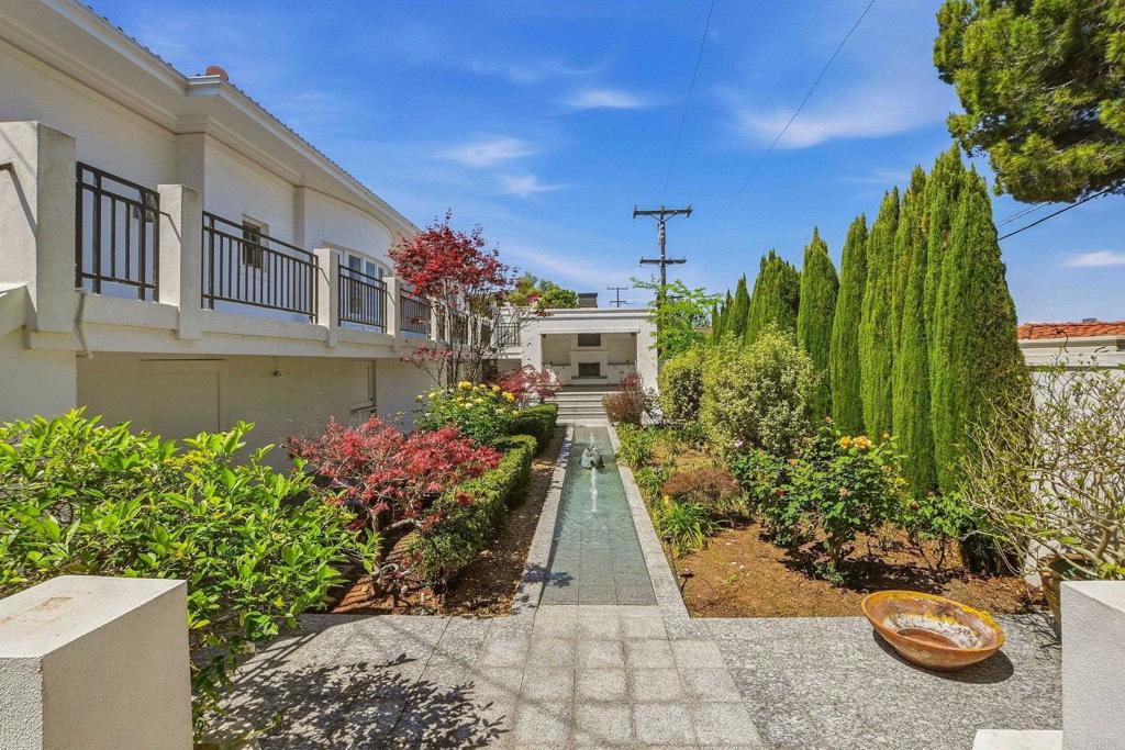 1808 Altamira Place - photo 4