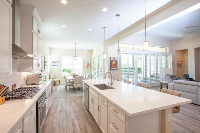 38 Burgundy, Rancho Mirage CA: https://media.crmls.org/mediaz/bb53d79a-feea-4318-bfe5-96144778c8dc.jpg