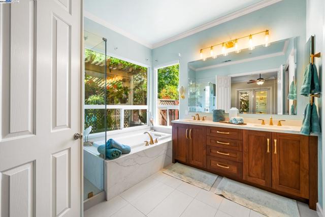 444 Cabonia Ct, Pleasanton CA: https://media.crmls.org/mediaz/bb53ef28-858f-45d5-8646-23ed7fda9a4d.jpg