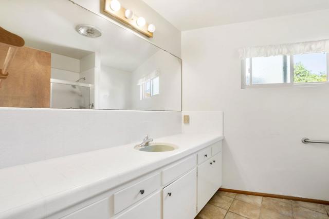 MLS #250041928SD image #16