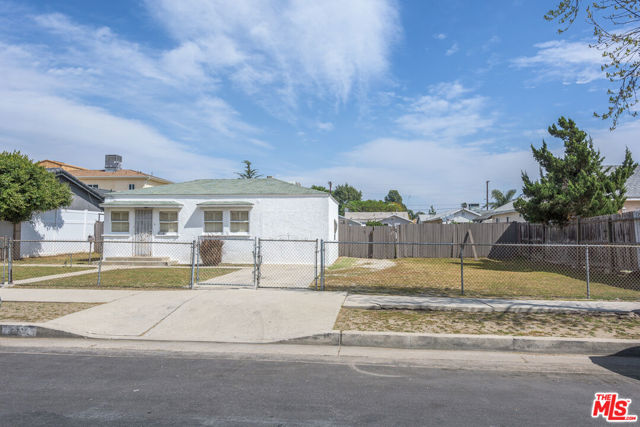 Image 3 for 6736 Radford Ave, North Hollywood, CA 91606