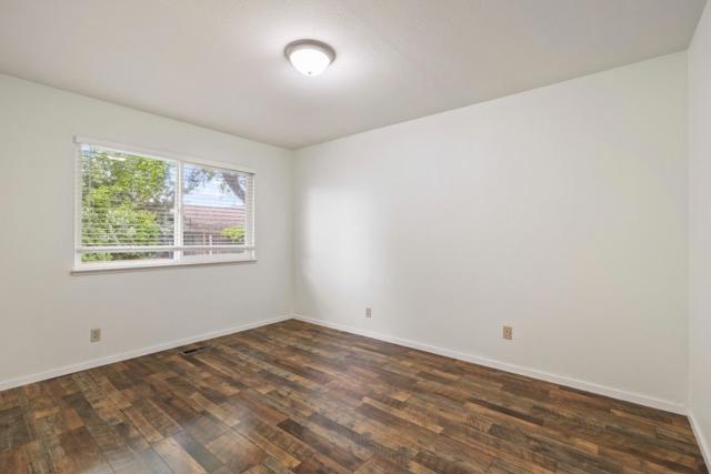 465 E McKinley Avenue, Sunnyvale CA: https://media.crmls.org/mediaz/bb583689-7607-455d-8b79-caa0c5fbf10a.jpg