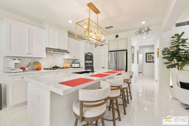 3246 Via Giorna, Palm Desert, CA 92260