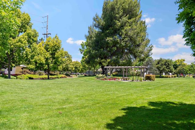 105 Milmar Way, Los Gatos CA: https://media.crmls.org/mediaz/bb5950f0-2d60-46f9-bd22-537a357fd7bf.jpg