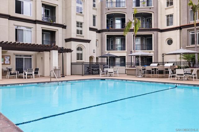 9237 Regents Rd., La Jolla CA: https://media.crmls.org/mediaz/bb5a74bb-d7b6-49be-b9e0-ceb1ad69eb2b.jpg