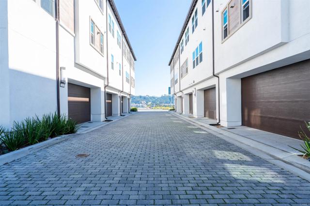 Detail Gallery Image 24 of 30 For 2633 Everly Dr, San Diego,  CA 92108 - 4 Beds | 3/1 Baths