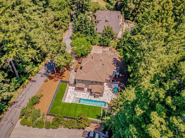 18 Ridgecrest Lane, Scotts Valley CA: https://media.crmls.org/mediaz/bb5c6c5e-ad36-442e-8425-e829fbd520da.jpg