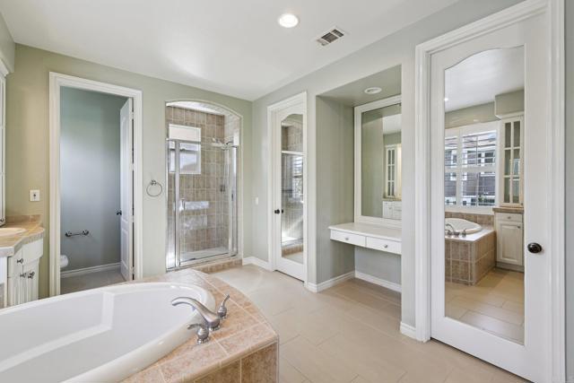 Detail Gallery Image 22 of 36 For 11493 Nantucket Pkwy, San Diego,  CA 92130 - 4 Beds | 4/1 Baths