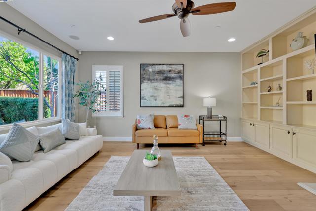 Image 3 of 60 For 3956 Jordan Ranch Dr