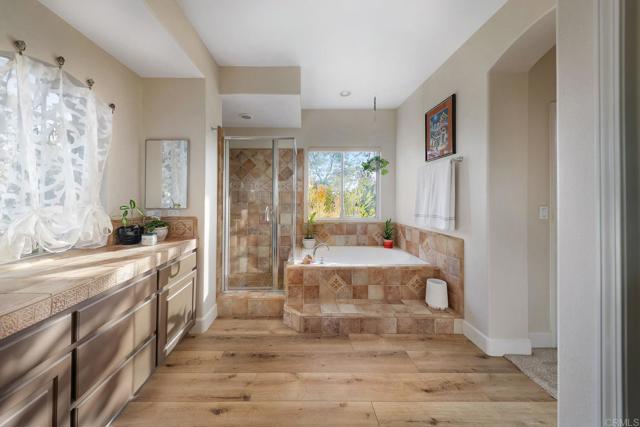 Detail Gallery Image 15 of 58 For 30837 Palomar Vista Dr, Valley Center,  CA 92082 - 4 Beds | 3 Baths