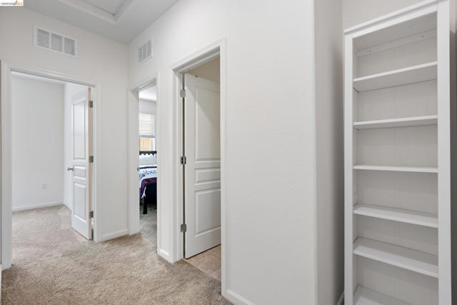 Image 33 of 58 For 16306 Ridgehaven Dr  Unit 104