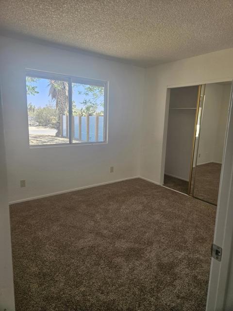 57375 Navajo Trail, Yucca Valley CA: https://media.crmls.org/mediaz/bb5edd87-a571-40d6-94b3-1640d62e60f4.jpg