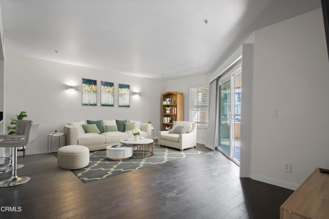 1200 Pacific Coast Highway, Huntington Beach CA: https://media.crmls.org/mediaz/bb6033a2-0ec3-4ce0-93f1-d11adc2c497b.jpg