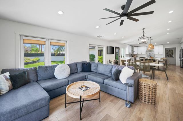 51485 Calle Guatemala, La Quinta CA: https://media.crmls.org/mediaz/bb637a2d-2521-45eb-810d-06b44249fd4d.jpg