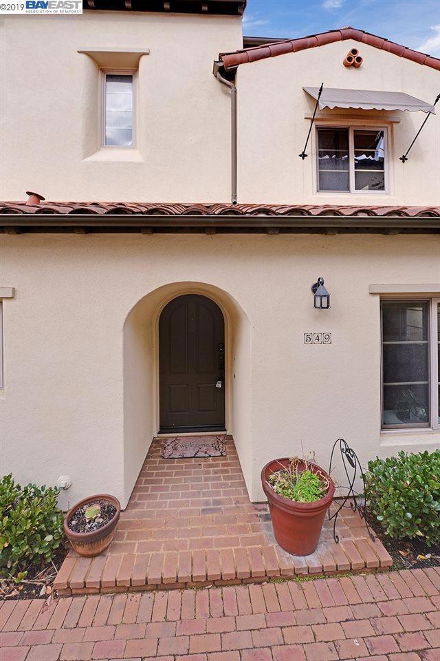 549 Ficus Ter, Fremont CA: https://media.crmls.org/mediaz/bb64958e-86ed-47b6-8cef-75bef7ddd416.jpg