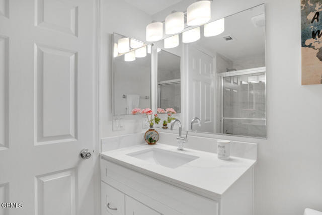 Detail Gallery Image 39 of 56 For 1300 Blue Hill Rd, Los Angeles,  CA 90041 - 4 Beds | 2/1 Baths