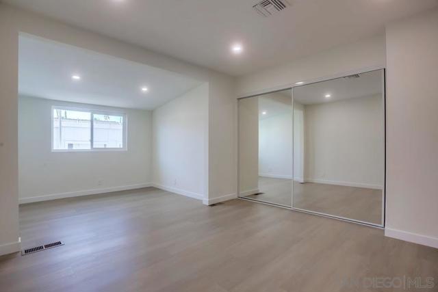 7224 San Benito, Carlsbad CA: https://media.crmls.org/mediaz/bb650d38-737d-4c69-9c85-edbb81b5fb7b.jpg